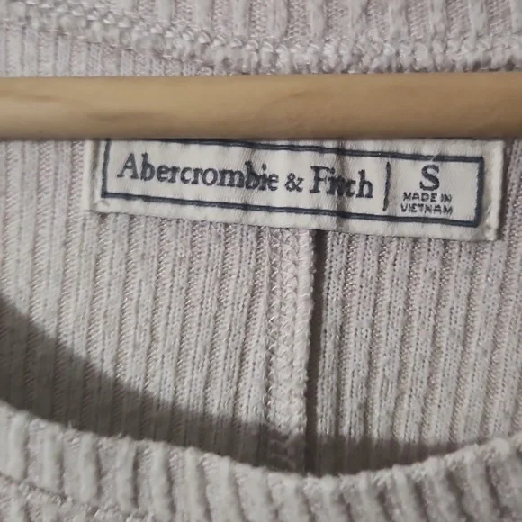 Abercrombie And Fitch Women's Beige Ribbed Crop Top With Tie Size S - Picture 3 of 4